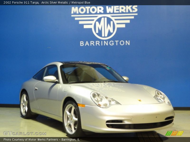 Arctic Silver Metallic / Metropol Blue 2002 Porsche 911 Targa