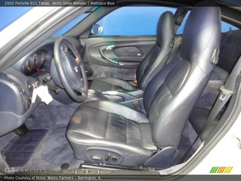 Arctic Silver Metallic / Metropol Blue 2002 Porsche 911 Targa