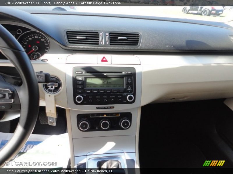 Candy White / Cornsilk Beige Two-Tone 2009 Volkswagen CC Sport
