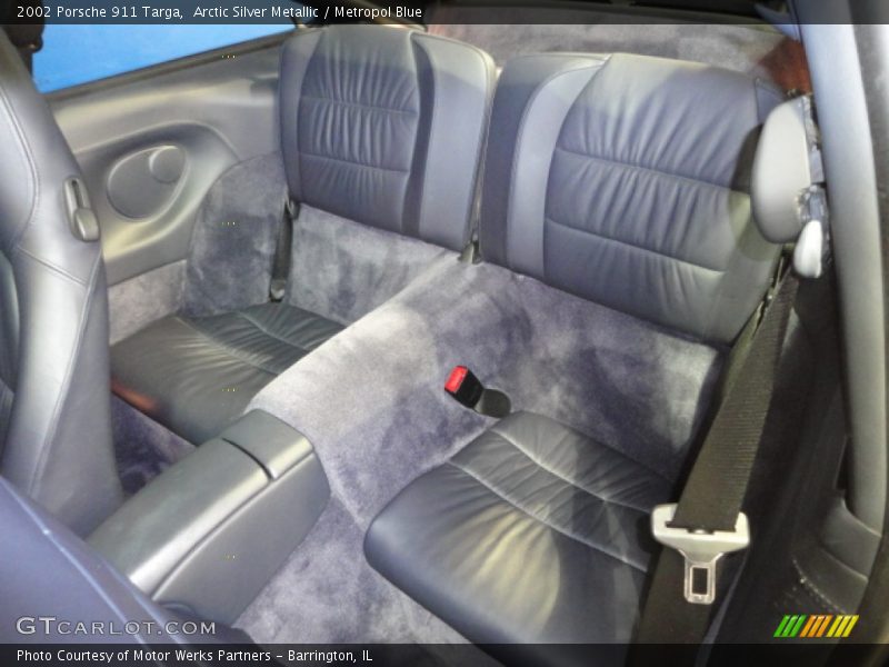 Arctic Silver Metallic / Metropol Blue 2002 Porsche 911 Targa