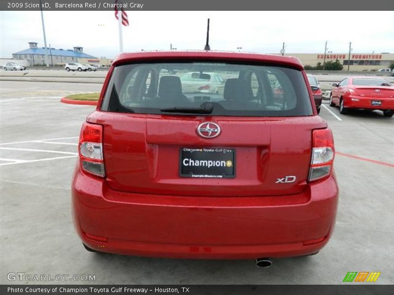 Barcelona Red / Charcoal Gray 2009 Scion xD