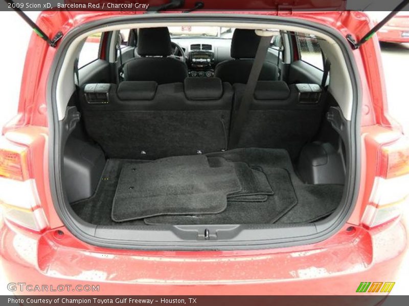 Barcelona Red / Charcoal Gray 2009 Scion xD