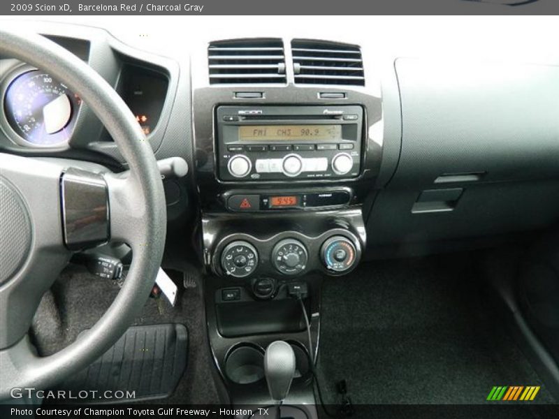 Barcelona Red / Charcoal Gray 2009 Scion xD