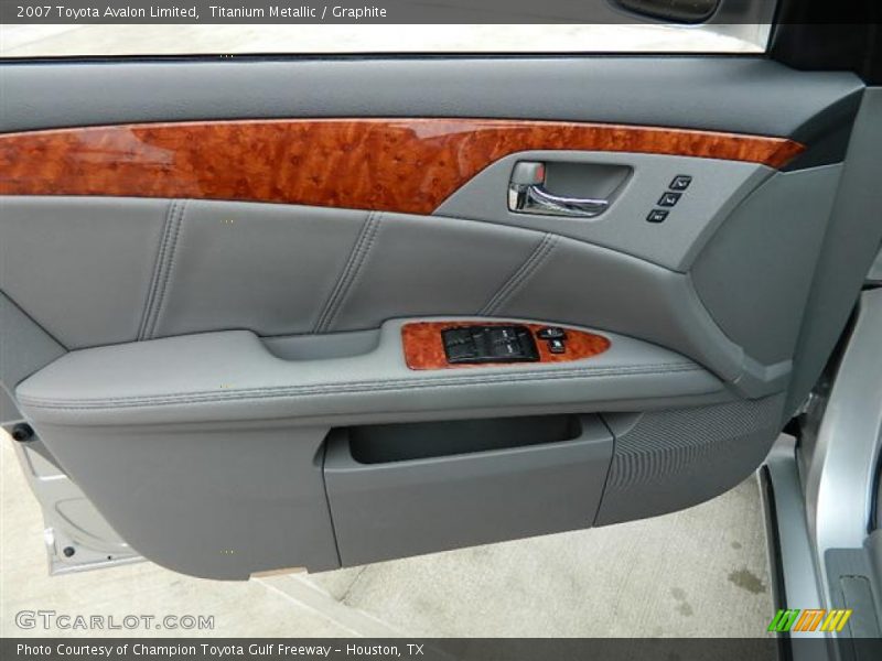Titanium Metallic / Graphite 2007 Toyota Avalon Limited