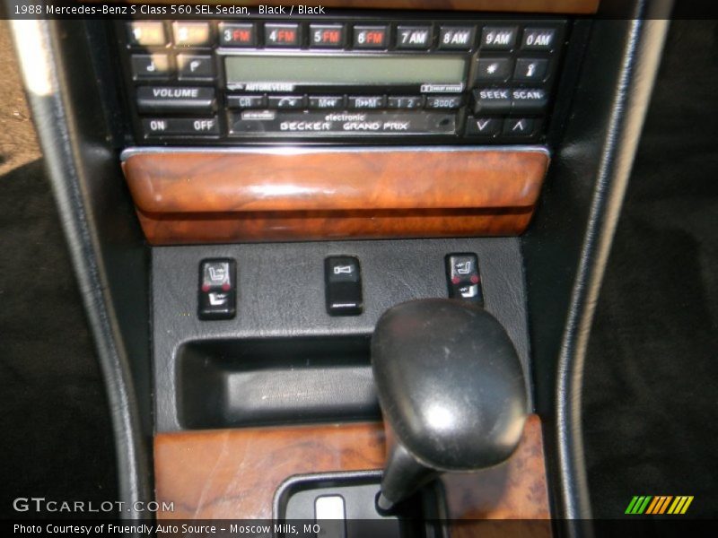 Black / Black 1988 Mercedes-Benz S Class 560 SEL Sedan