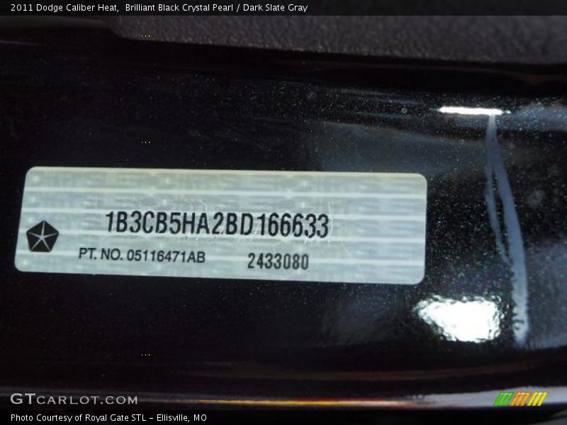 Brilliant Black Crystal Pearl / Dark Slate Gray 2011 Dodge Caliber Heat