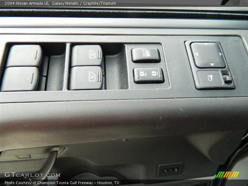 Galaxy Metallic / Graphite/Titanium 2004 Nissan Armada LE