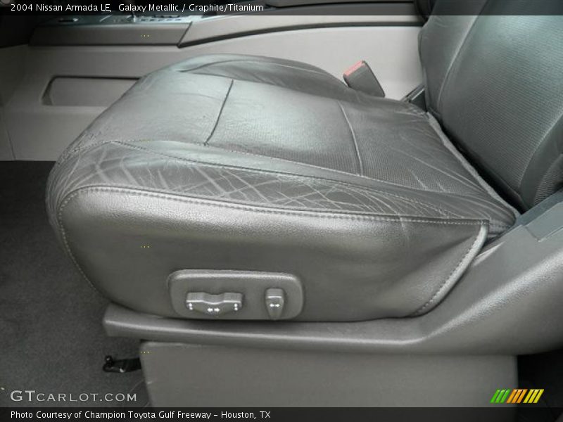 Galaxy Metallic / Graphite/Titanium 2004 Nissan Armada LE