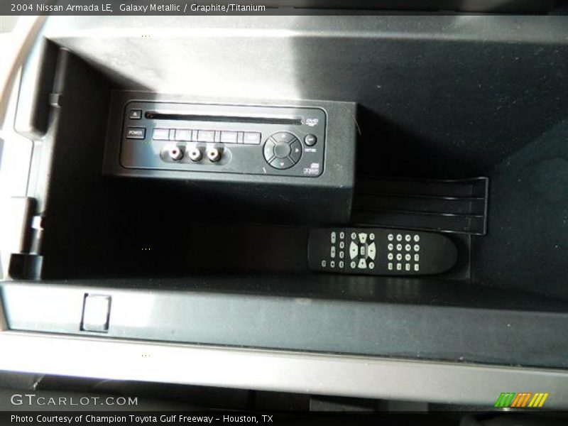 Galaxy Metallic / Graphite/Titanium 2004 Nissan Armada LE