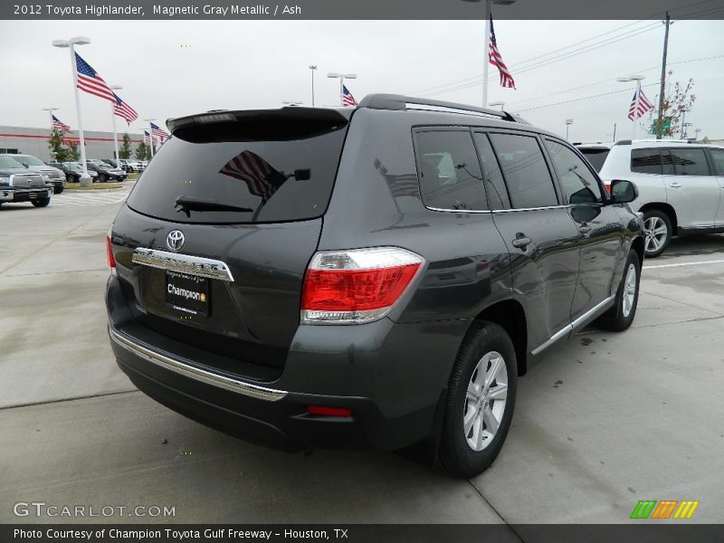 Magnetic Gray Metallic / Ash 2012 Toyota Highlander