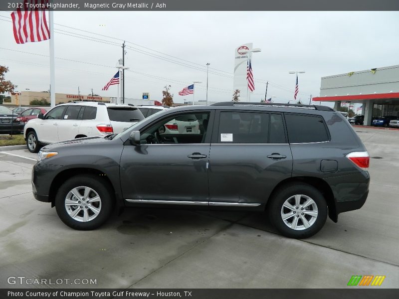 Magnetic Gray Metallic / Ash 2012 Toyota Highlander
