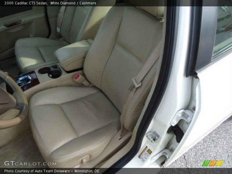 White Diamond / Cashmere 2006 Cadillac CTS Sedan