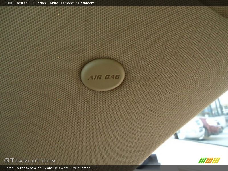 White Diamond / Cashmere 2006 Cadillac CTS Sedan