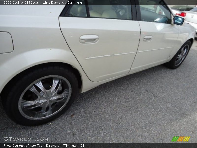 White Diamond / Cashmere 2006 Cadillac CTS Sedan