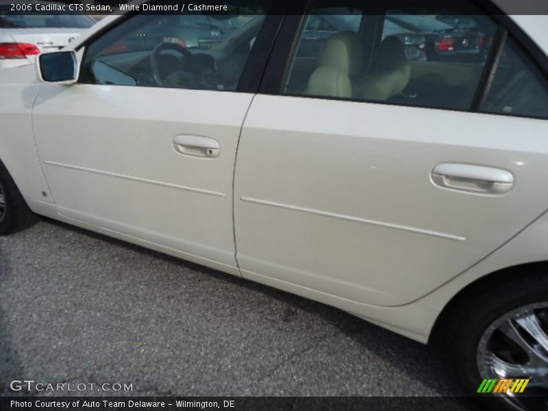 White Diamond / Cashmere 2006 Cadillac CTS Sedan