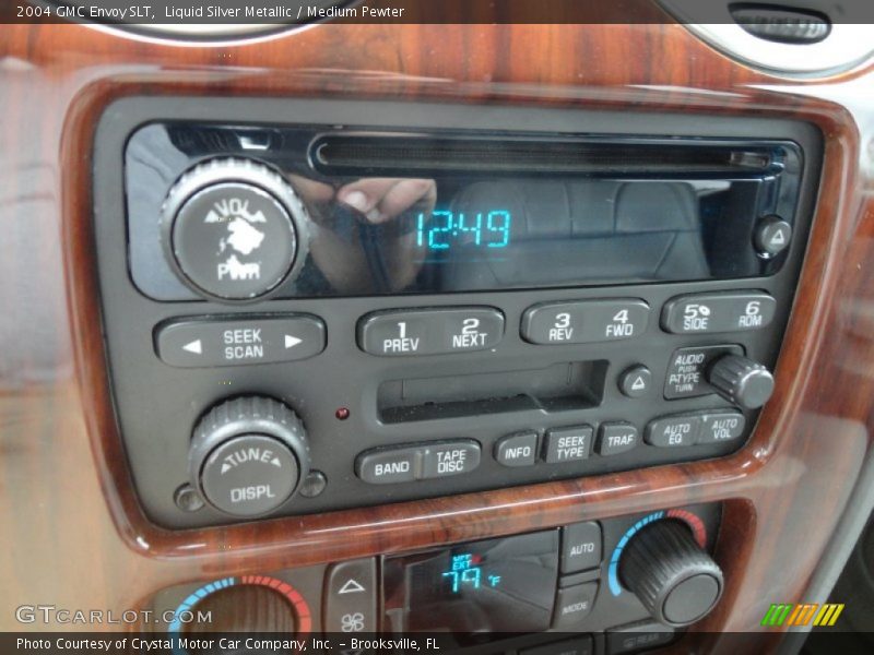 Liquid Silver Metallic / Medium Pewter 2004 GMC Envoy SLT