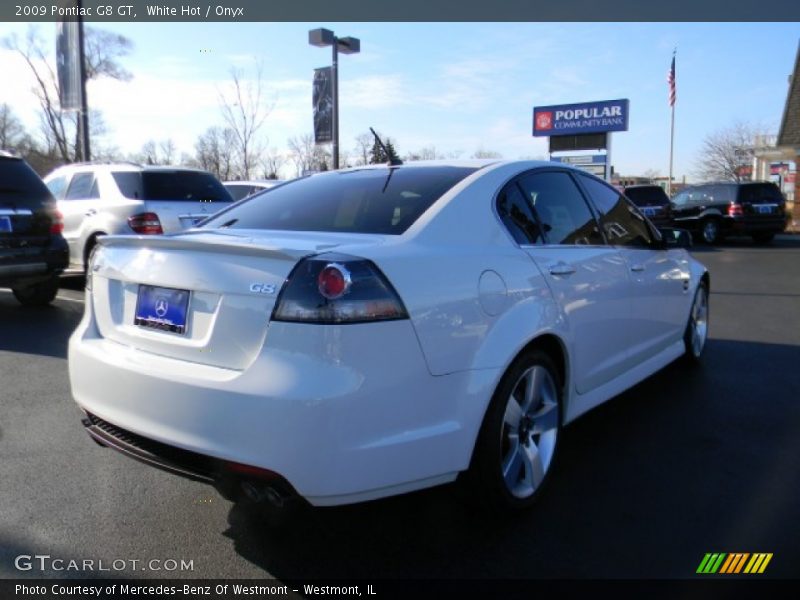 White Hot / Onyx 2009 Pontiac G8 GT