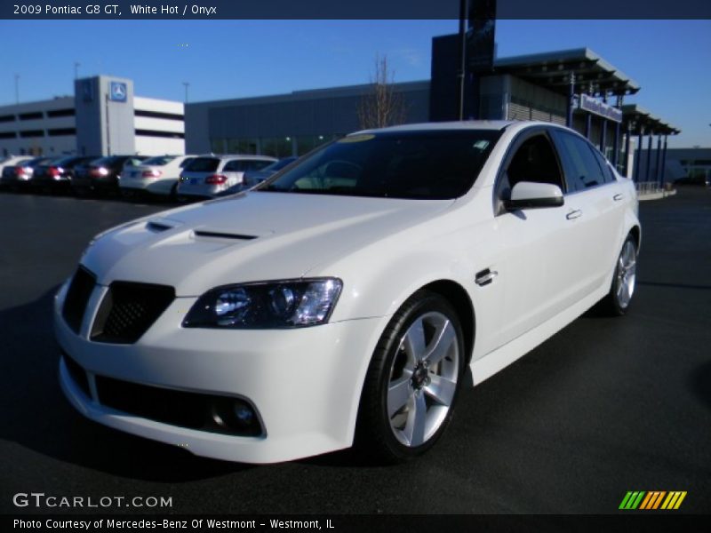 White Hot / Onyx 2009 Pontiac G8 GT