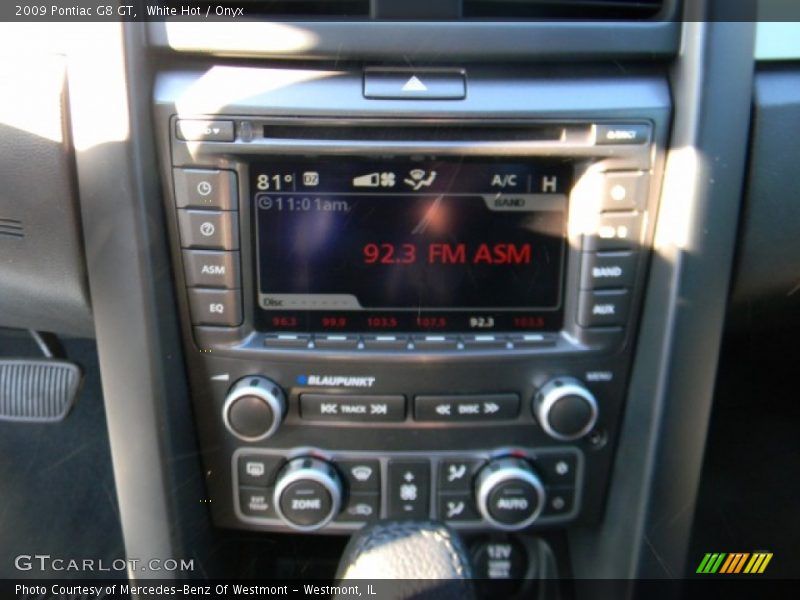 White Hot / Onyx 2009 Pontiac G8 GT