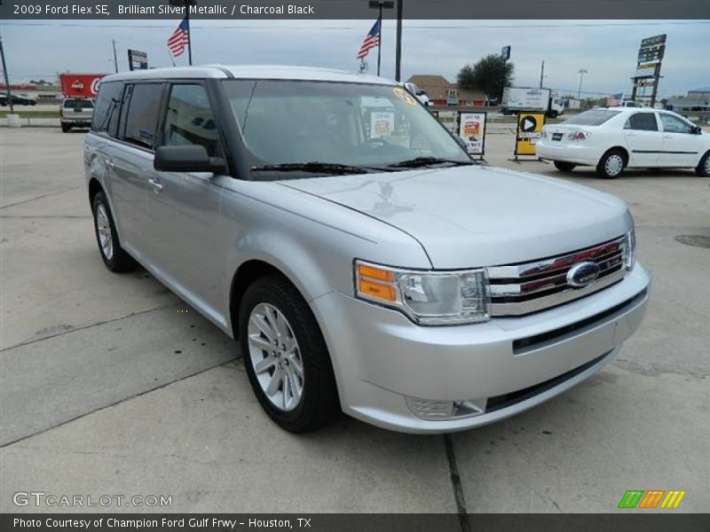 Brilliant Silver Metallic / Charcoal Black 2009 Ford Flex SE