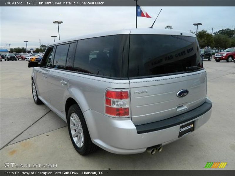 Brilliant Silver Metallic / Charcoal Black 2009 Ford Flex SE
