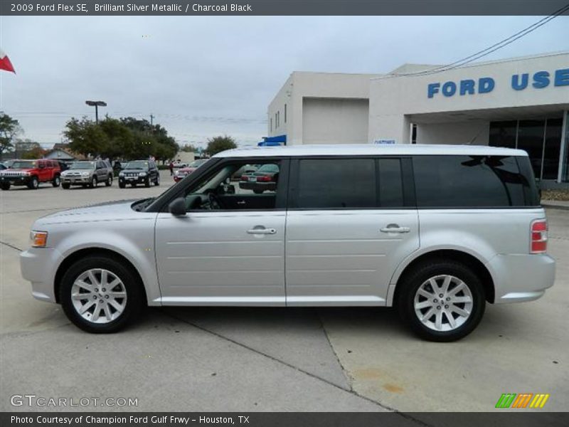 Brilliant Silver Metallic / Charcoal Black 2009 Ford Flex SE