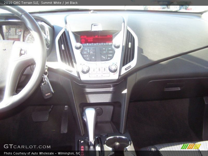Summit White / Jet Black 2010 GMC Terrain SLE