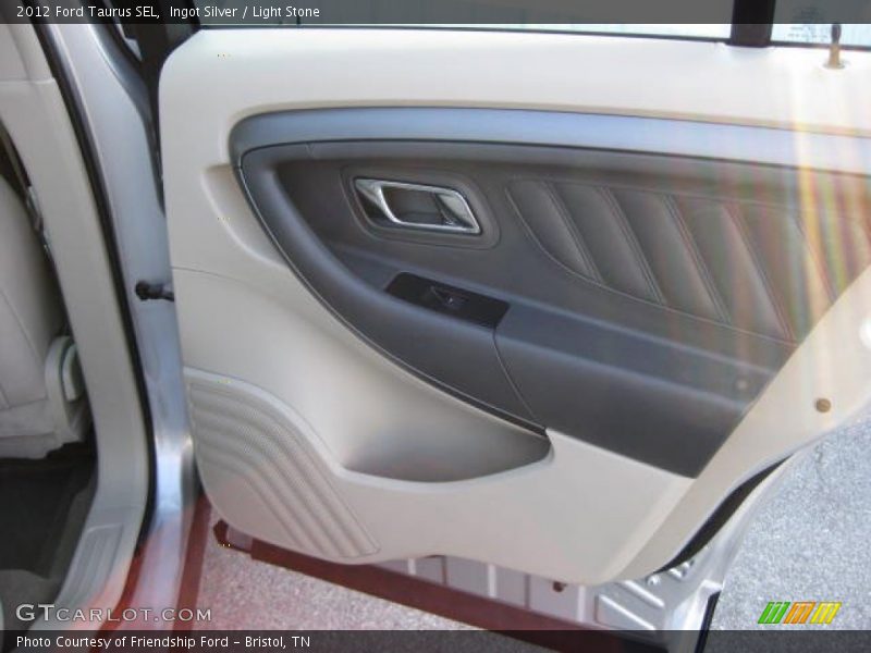 Ingot Silver / Light Stone 2012 Ford Taurus SEL