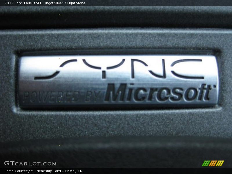 Ingot Silver / Light Stone 2012 Ford Taurus SEL