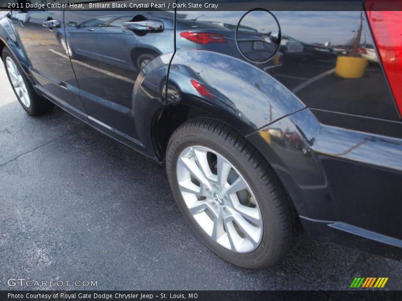 Brilliant Black Crystal Pearl / Dark Slate Gray 2011 Dodge Caliber Heat