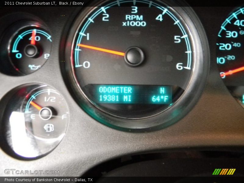 Black / Ebony 2011 Chevrolet Suburban LT
