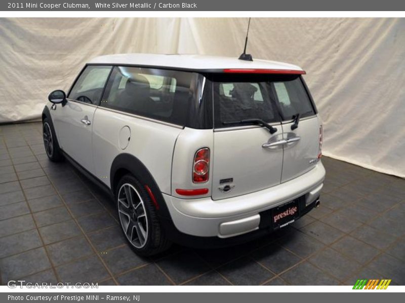 White Silver Metallic / Carbon Black 2011 Mini Cooper Clubman