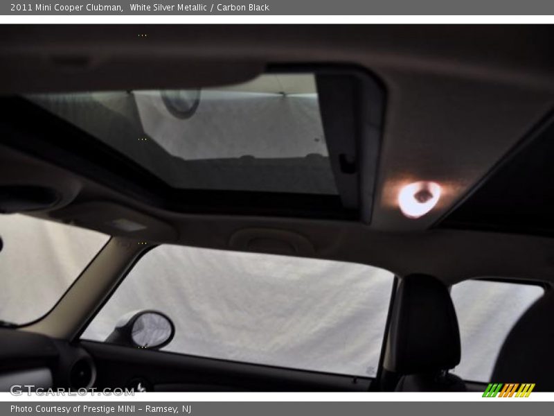 White Silver Metallic / Carbon Black 2011 Mini Cooper Clubman
