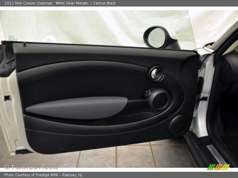 White Silver Metallic / Carbon Black 2011 Mini Cooper Clubman
