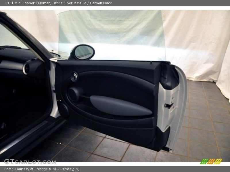 White Silver Metallic / Carbon Black 2011 Mini Cooper Clubman