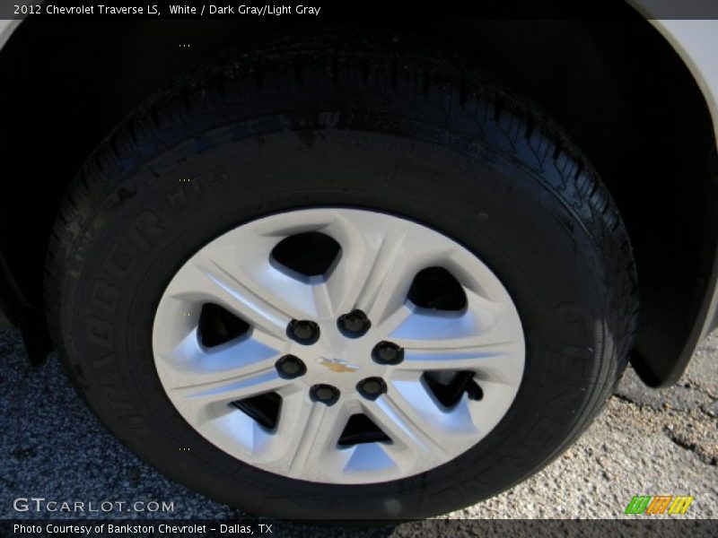 White / Dark Gray/Light Gray 2012 Chevrolet Traverse LS