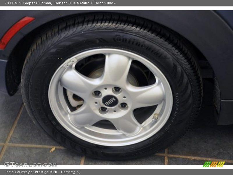 Horizon Blue Metallic / Carbon Black 2011 Mini Cooper Clubman