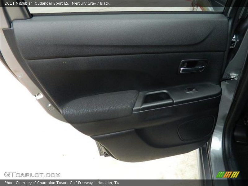 Mercury Gray / Black 2011 Mitsubishi Outlander Sport ES