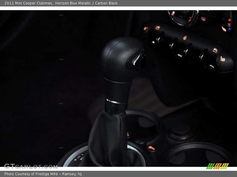 Horizon Blue Metallic / Carbon Black 2011 Mini Cooper Clubman