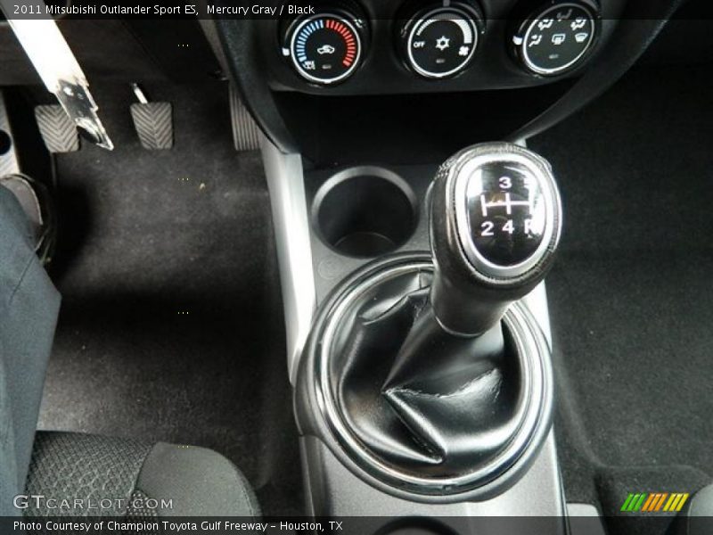Mercury Gray / Black 2011 Mitsubishi Outlander Sport ES