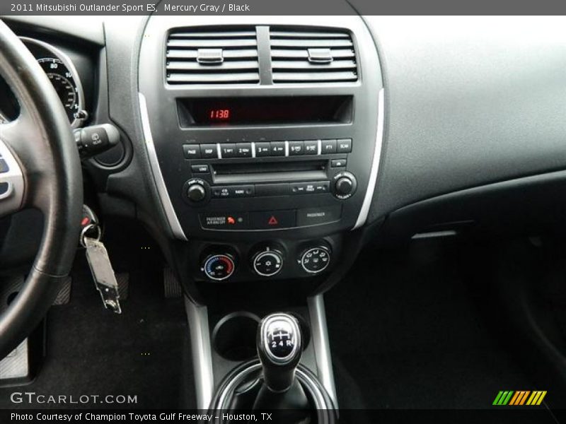 Mercury Gray / Black 2011 Mitsubishi Outlander Sport ES