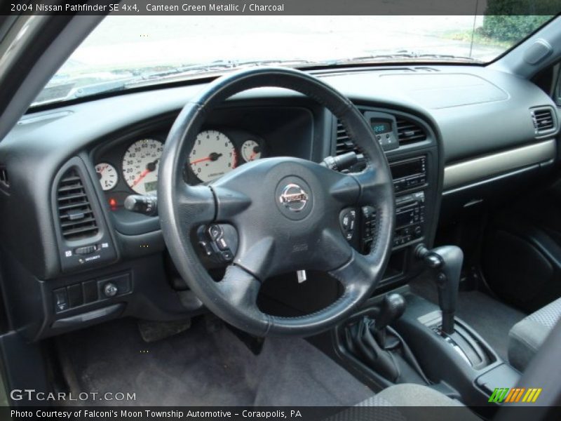 Canteen Green Metallic / Charcoal 2004 Nissan Pathfinder SE 4x4