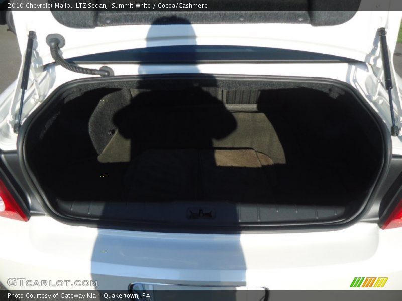 Summit White / Cocoa/Cashmere 2010 Chevrolet Malibu LTZ Sedan