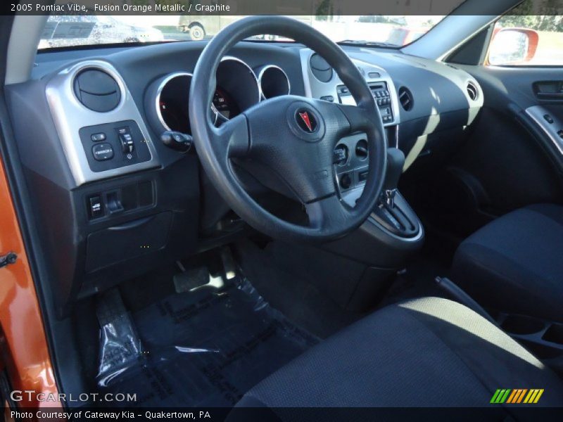 Fusion Orange Metallic / Graphite 2005 Pontiac Vibe