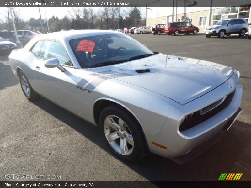 Bright Silver Metallic / Dark Slate Gray 2009 Dodge Challenger R/T