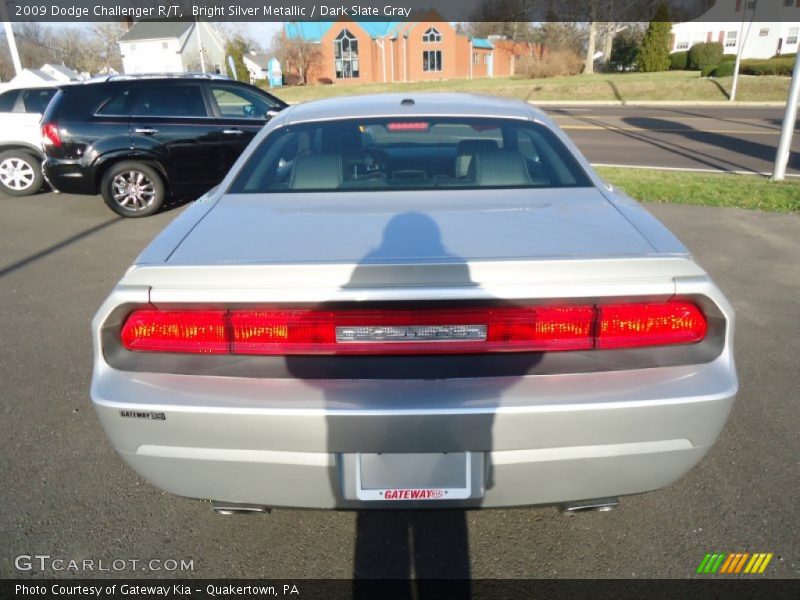Bright Silver Metallic / Dark Slate Gray 2009 Dodge Challenger R/T
