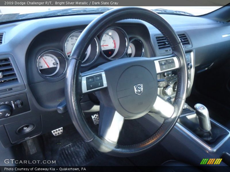 Bright Silver Metallic / Dark Slate Gray 2009 Dodge Challenger R/T