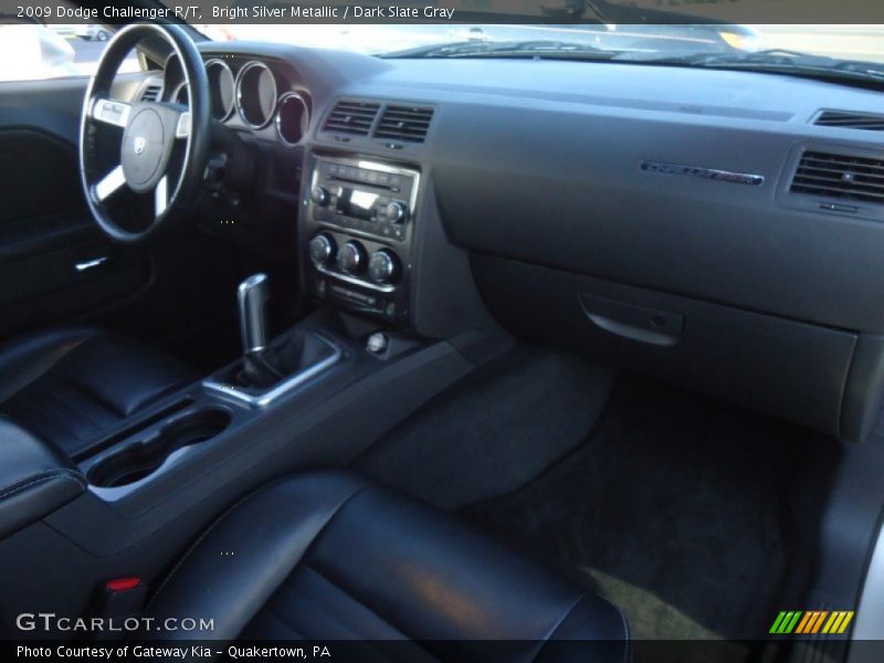 Bright Silver Metallic / Dark Slate Gray 2009 Dodge Challenger R/T