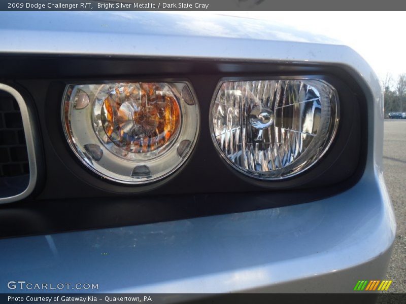 Bright Silver Metallic / Dark Slate Gray 2009 Dodge Challenger R/T
