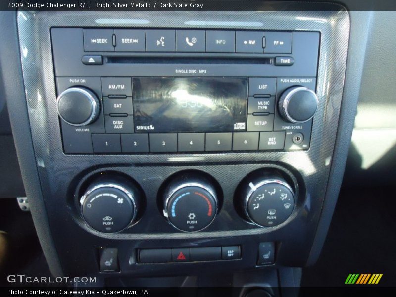 Bright Silver Metallic / Dark Slate Gray 2009 Dodge Challenger R/T